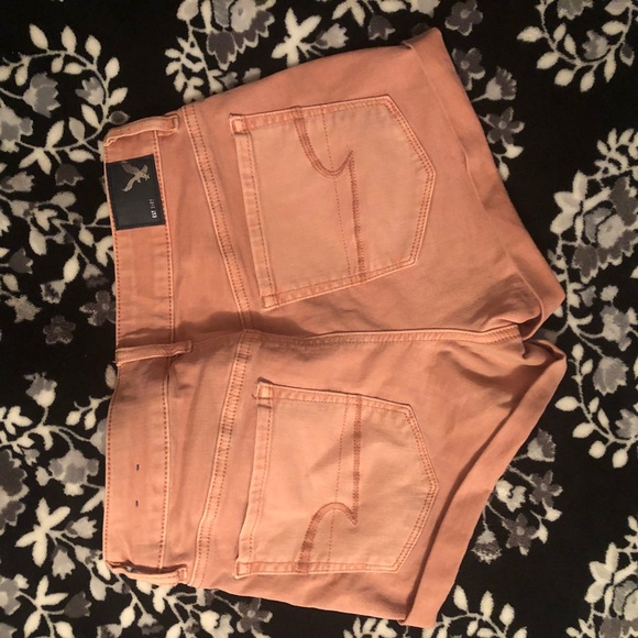 AE Pink khaki shorts - Picture 2 of 3